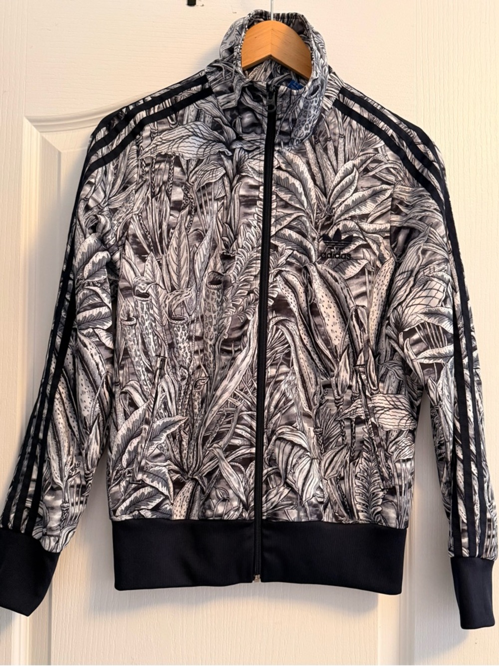 Adidas Originals Dark Navy & White Botanical print track Jacket
